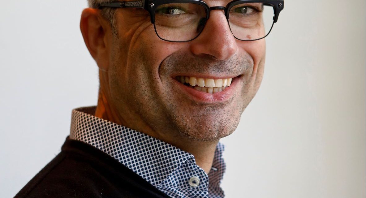 “Together, helping Ukraine”