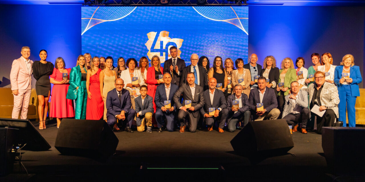 Alberto Oculista celebrates four decades with customers and friends