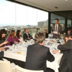 Imagem da notícia: Sector da &oacute;ptica em debate