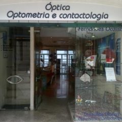 Imagem da notícia: &Oacute;ptica de refer&ecirc;ncia em Coimbra sopra 49 velas