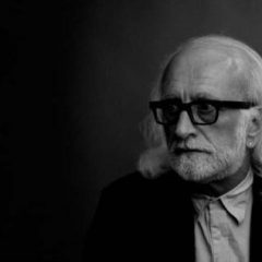 Imagem da notícia: J.E.R revela &oacute;culos distintos