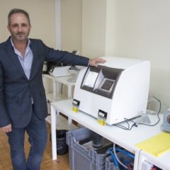 Imagem da notícia: Fernando Magalh&atilde;es: “A nossa miss&atilde;o &eacute; ajudar os &oacute;ticos a vender melhor”