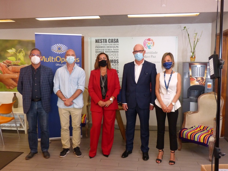 Imagem da notícia: MultiOpticas assinala Dia Mundial da Visão com ação junto dos sem-abrigo