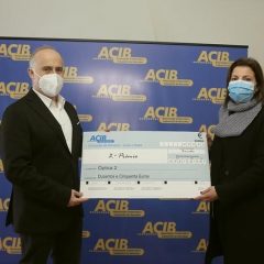 Imagem da notícia: Óptica 2 ganha terceiro prémio em concurso de montras