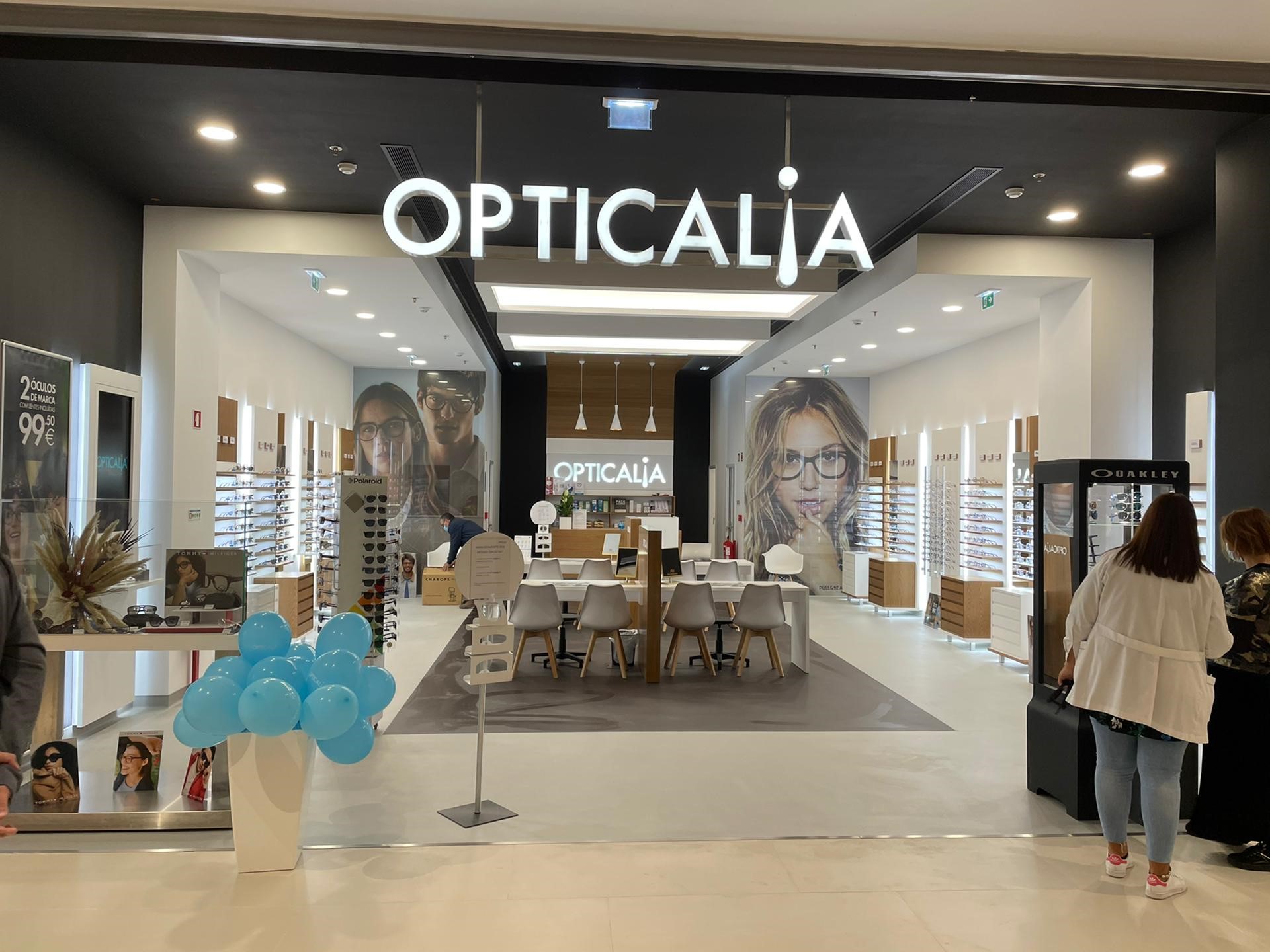 Imagem da notícia: Opticalia aumenta rede de lojas