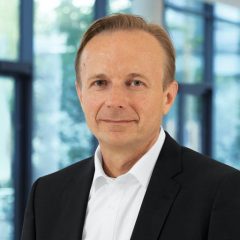 Imagem da notícia: ZEISS anuncia mais um ano record