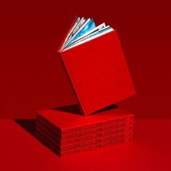 Imagem da notícia: Etnia Barcelona: 20 anos de história agora em livro