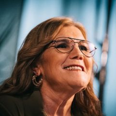 Imagem da notícia: Dolores Aveiro e MultiOpticas continuam “a Olhar pelos Portugueses em 2022”