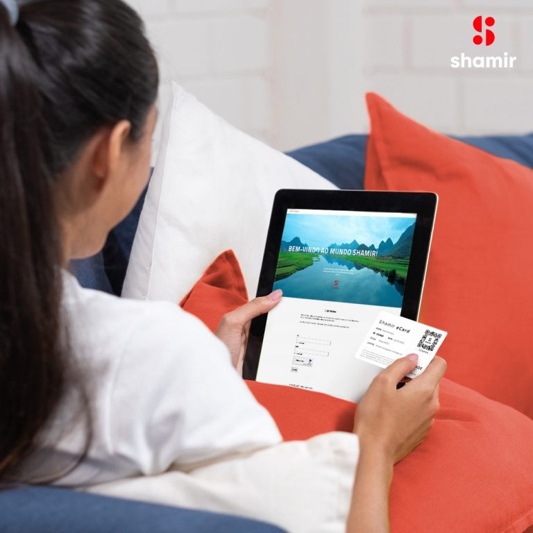 Imagem da notícia: Shamir cria eCard: o certificado digital de lentes oftálmicas