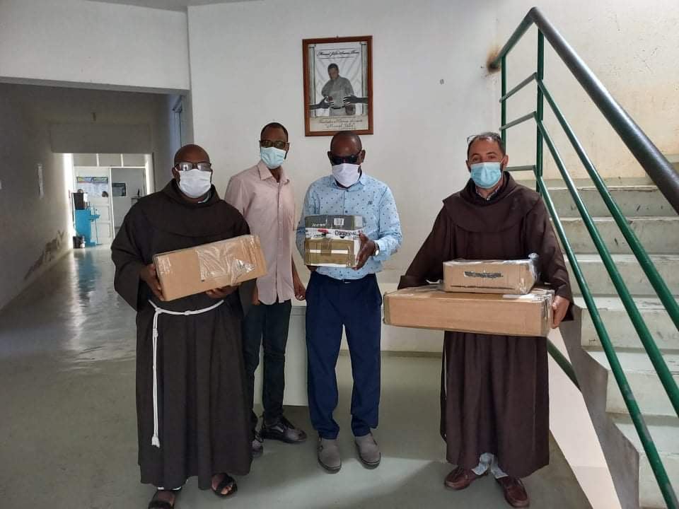 Imagem da notícia: ÓticaCriativa luta contra o desperdício ajudando quem mais precisa