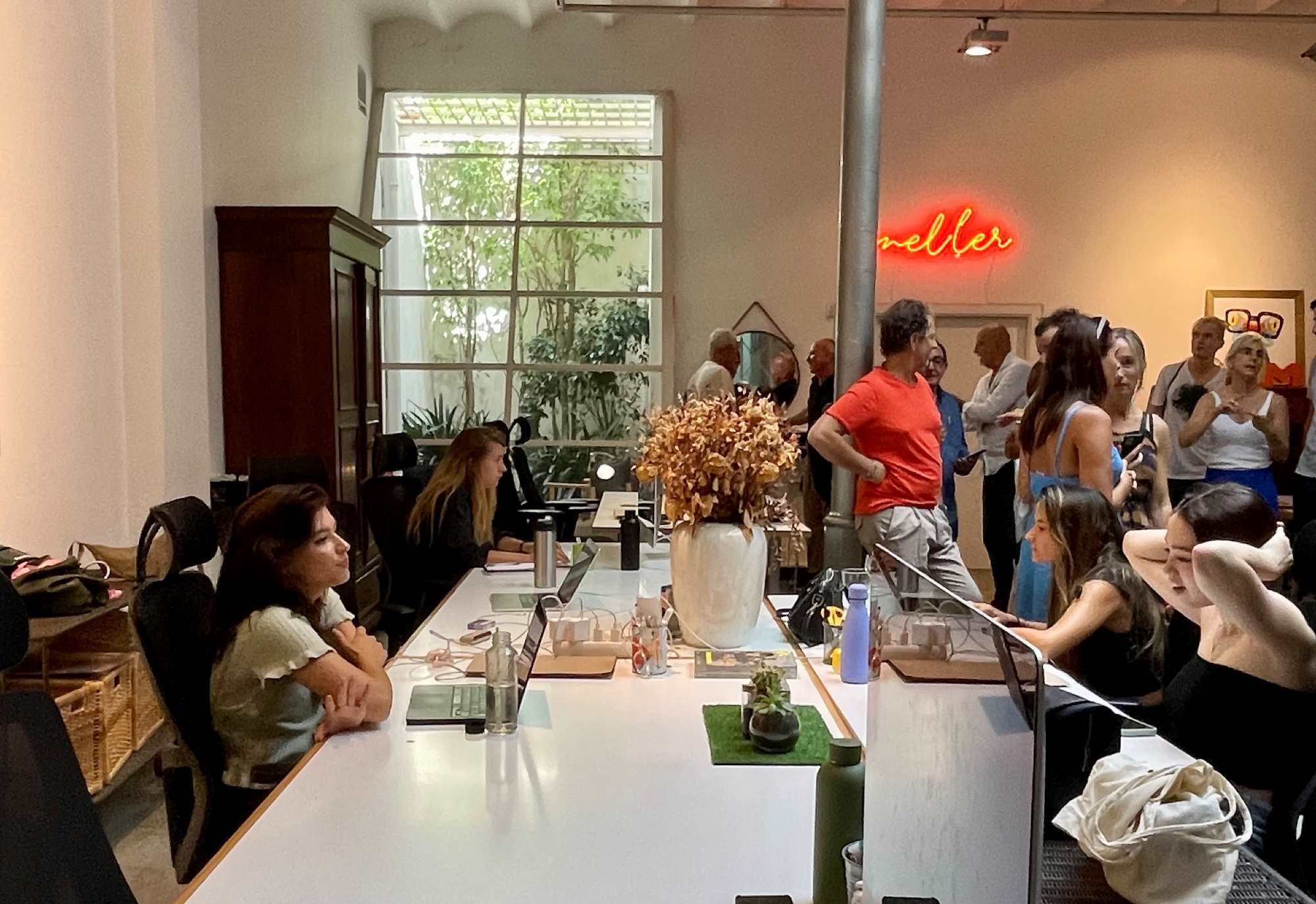 Imagem da notícia: ÓpticaPro visita escritórios da Meller