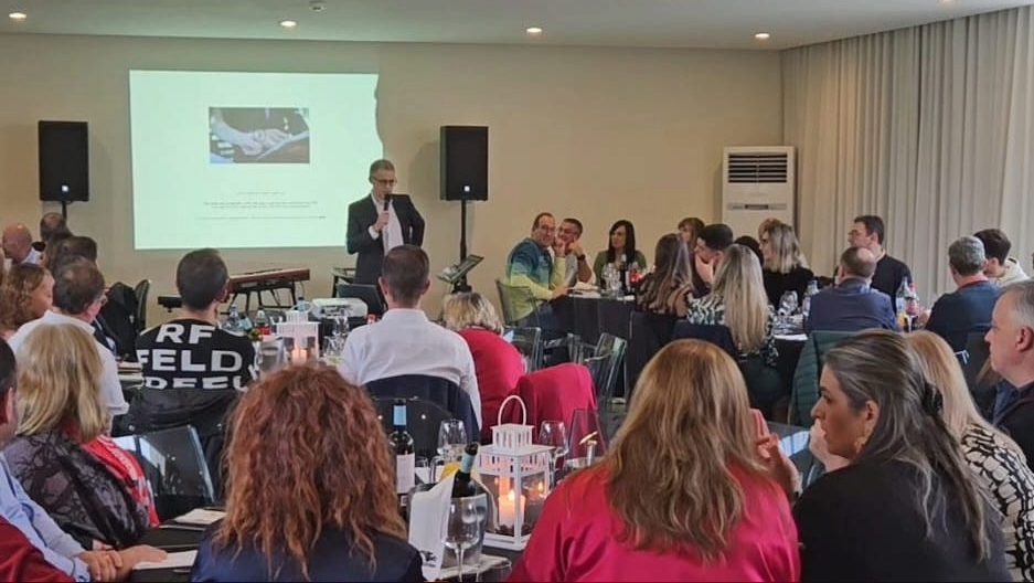 Imagem da notícia: CECOP reuniu associados em almoço de Natal  