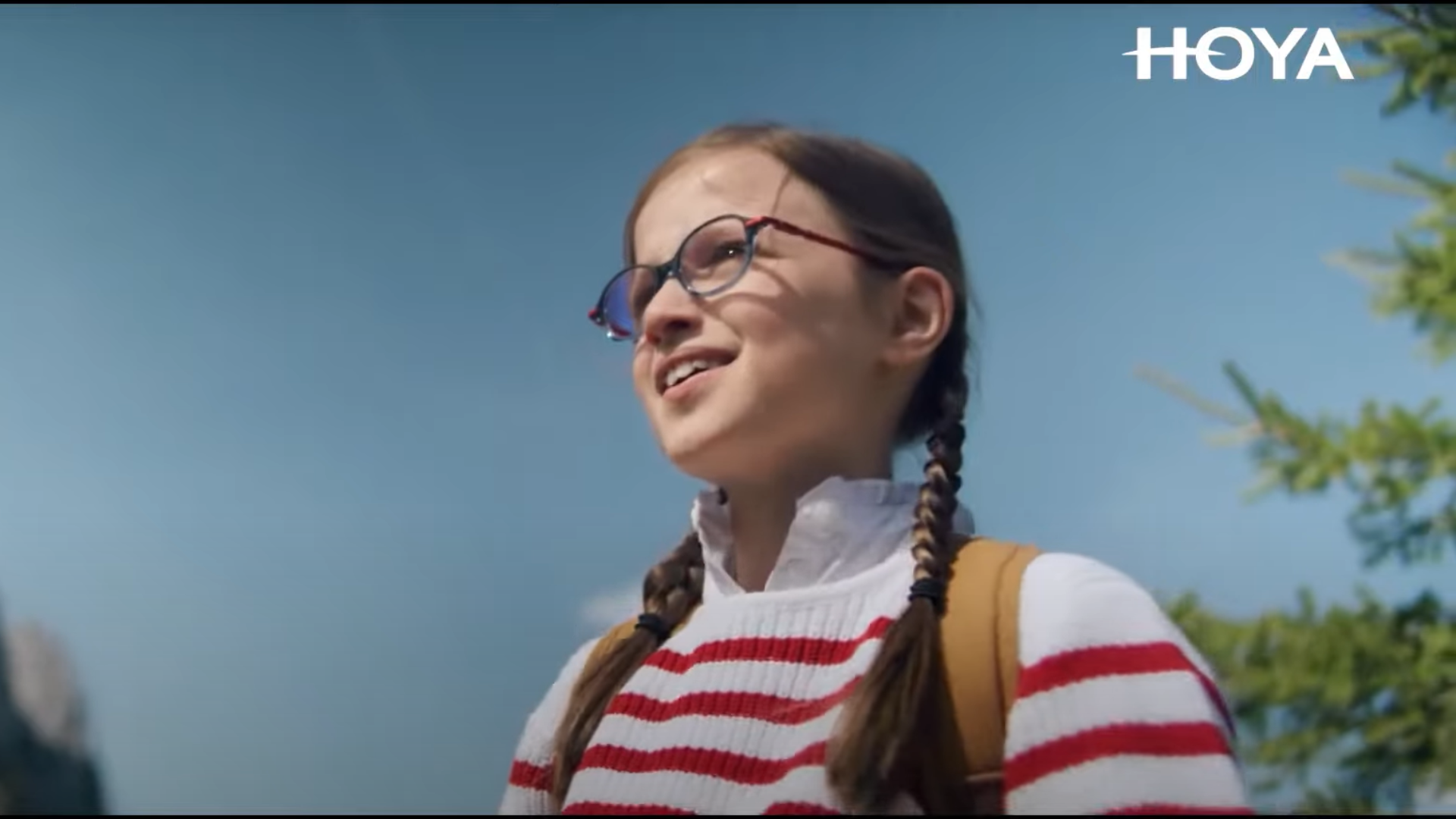 Imagem da notícia: HOYA reforça presença em televisão com campanha focada na saúde visual