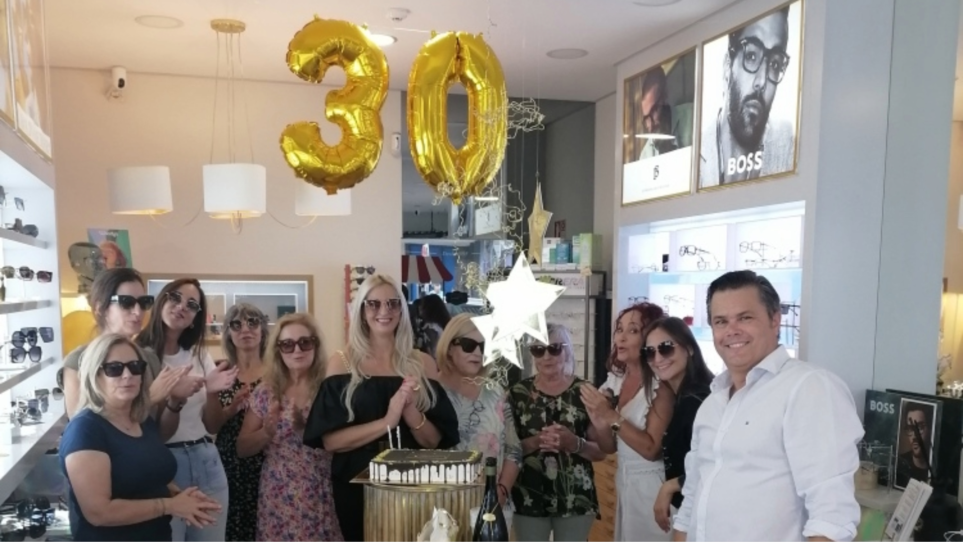 Imagem da notícia: Óptica Máxima celebra 30 anos