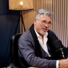 Imagem da notícia: João Firmo: uma visão sobre o passado e o futuro da ótica