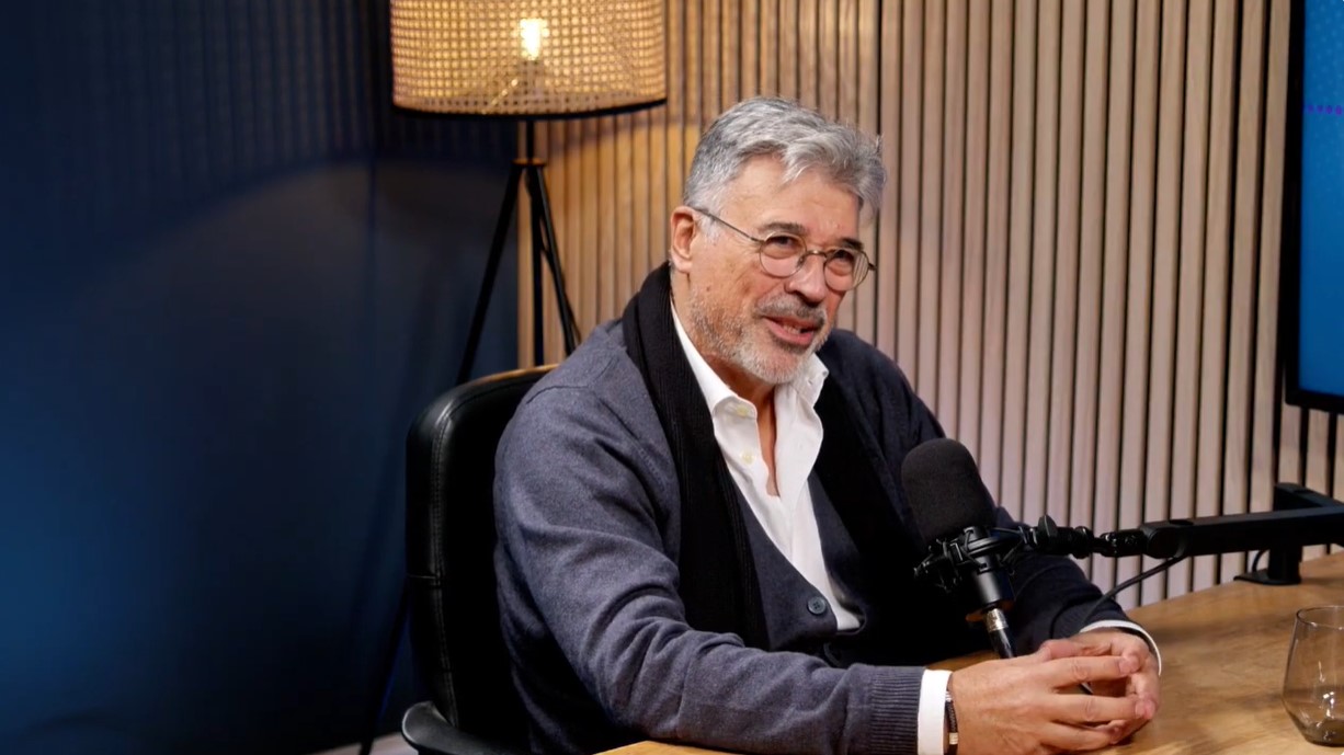 Imagem da notícia: João Firmo: uma visão sobre o passado e o futuro da ótica