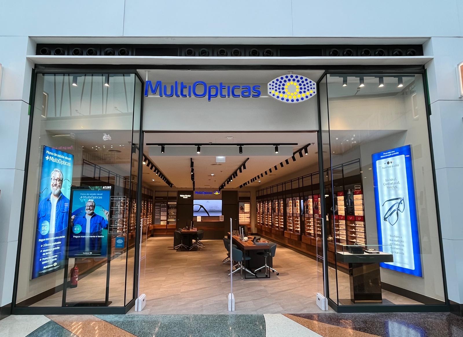 Imagem da notícia: MultiOpticas reabre loja no UBBO com ambiente mais moderno e funcional