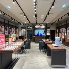 Imagem da notícia: MultiOpticas reabre lojas em Famalicão e Coimbra