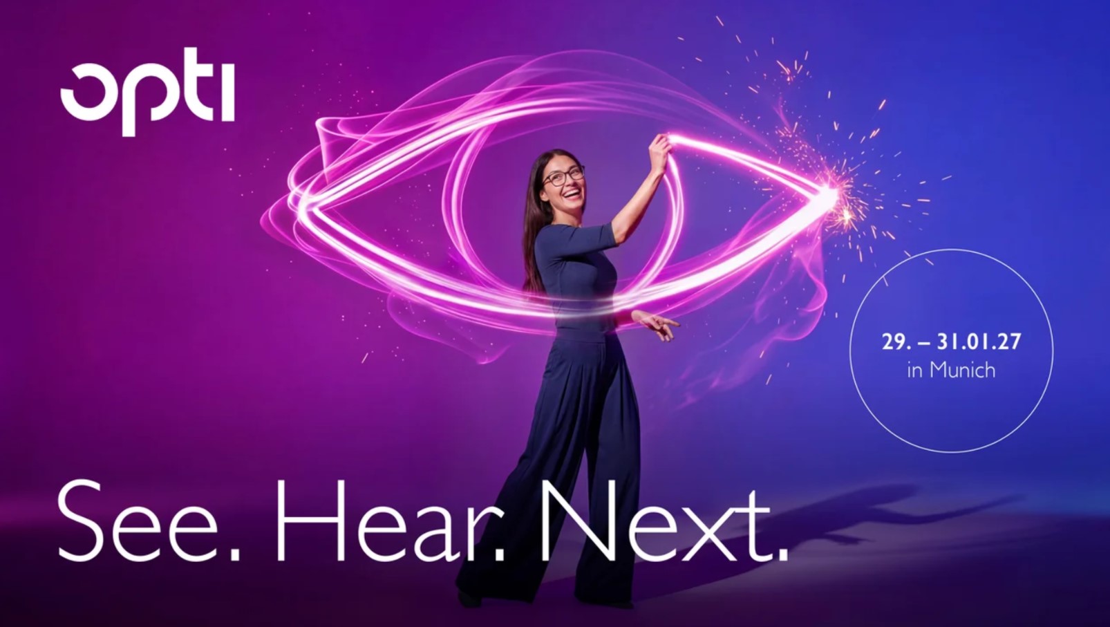 Imagem da notícia: opti 2027 apresenta nova identidade e aposta no futuro com “See. Hear. Next.”